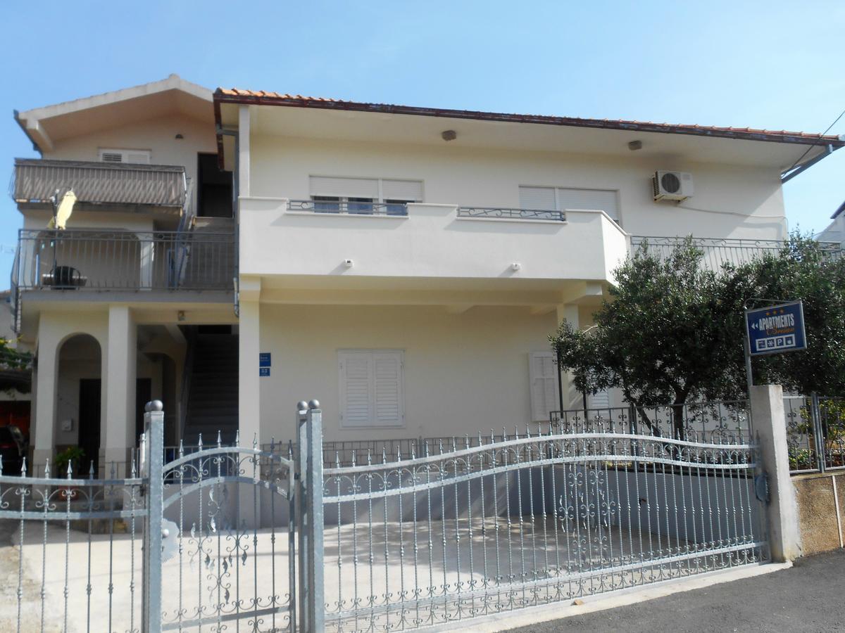 Apartments Bresan Τρογκίρ Εξωτερικό φωτογραφία